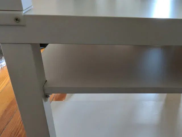 Giá treo cho bàn IKEA LACK bằng chân rỗng - Image 1