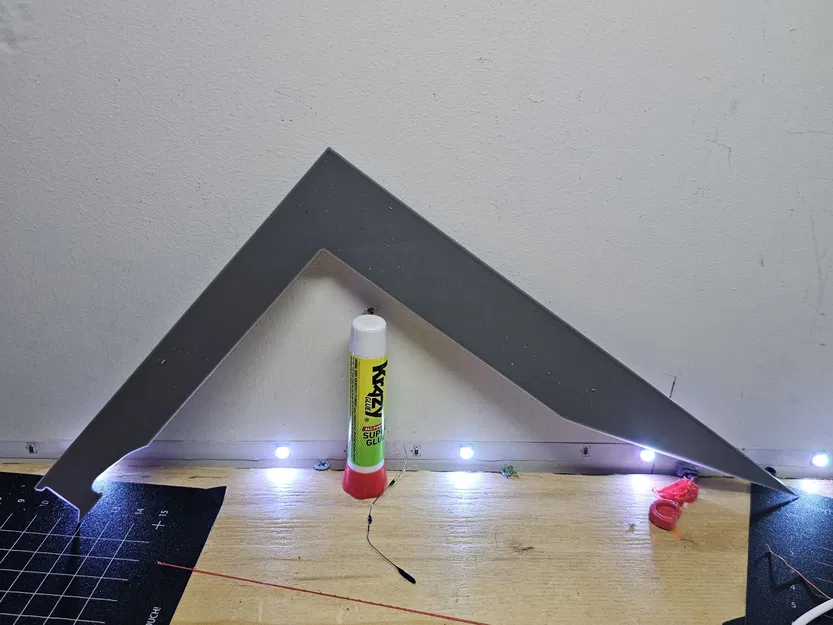 Chìa khóa Williams mở cửa từ phía bên kia - Image 2