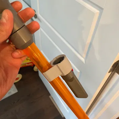 Giá đỡ phụ kiện máy hút bụi Dyson đồ chơi Casdon