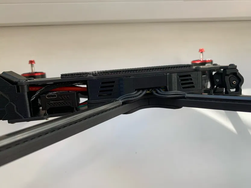 Bảo vệ bên hông cho iflight XL10 v6 - Image 2