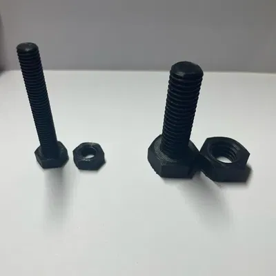 Đinh vít có đai ốc chắc chắn cho các dự án cơ khí