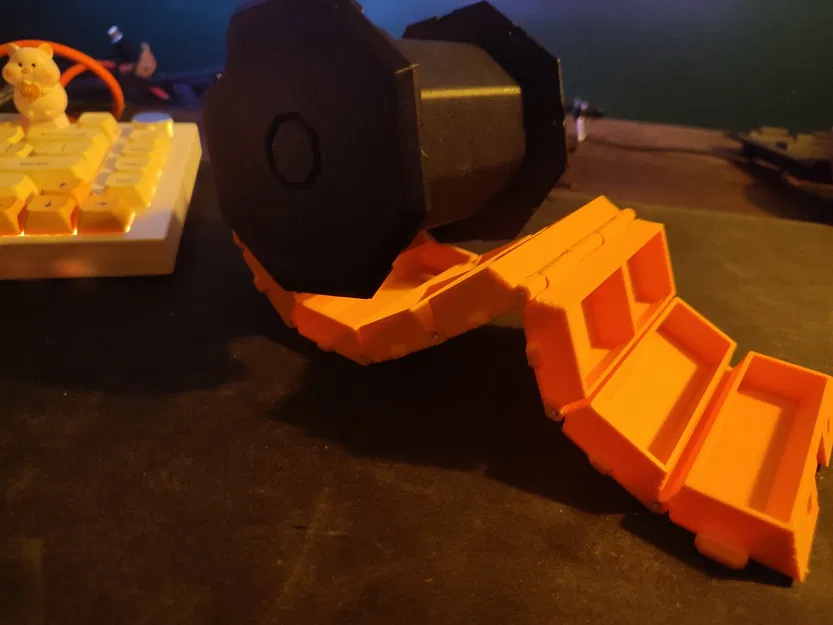 Nắp thùng vừa với dung sai 0.2 mm - Image 1