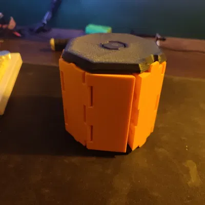 Nắp thùng vừa với dung sai 0.2 mm