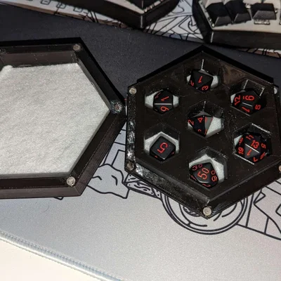 Khay xúc sắc từ tính kết hợp giá đỡ