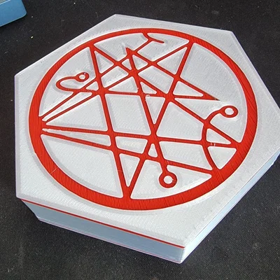 Hộp xúc xắc Necronomicon với khay xúc xắc