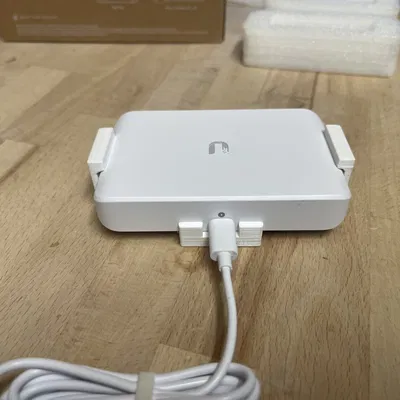 Giá đỡ cho công tắc 5 cổng Ubiquiti USW-Flex-Mini