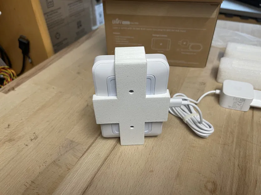 Giá đỡ cho công tắc 5 cổng Ubiquiti USW-Flex-Mini - Image 5