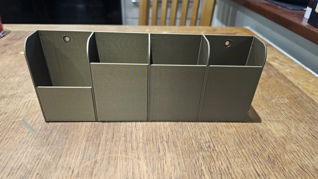 Giá đỡ điều khiển từ xa treo tường 4 ngăn - Image 3