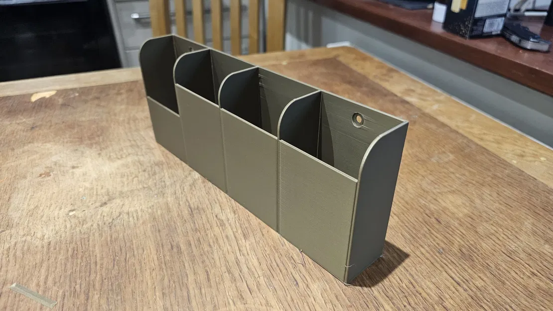 Giá đỡ điều khiển từ xa treo tường 4 ngăn - Image 4