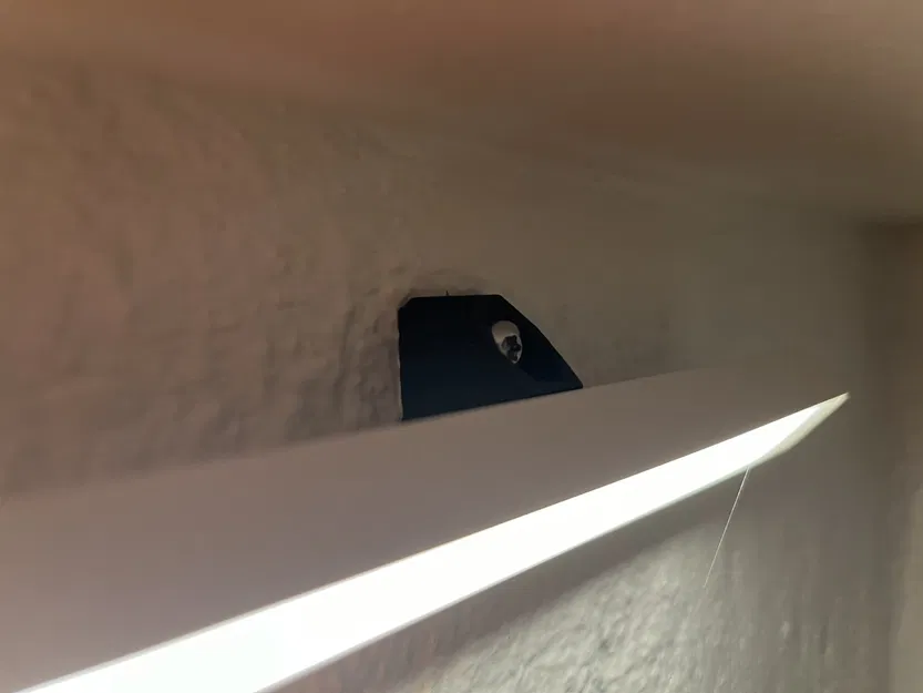 Giá đỡ gắn tường 45 độ IKEA cho hệ thống 2020/3030 - Image 1