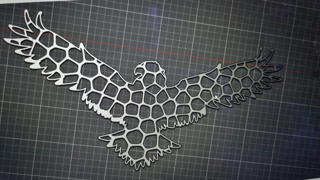 Thiết kế tường đại bàng theo phong cách Voronoi - Image 1