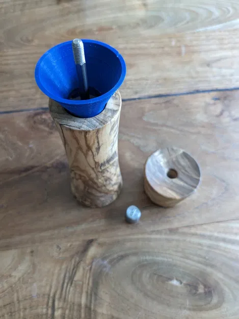 Bình đựng muối và tiêu "Augsburg" của Zassenhaus - Image 2