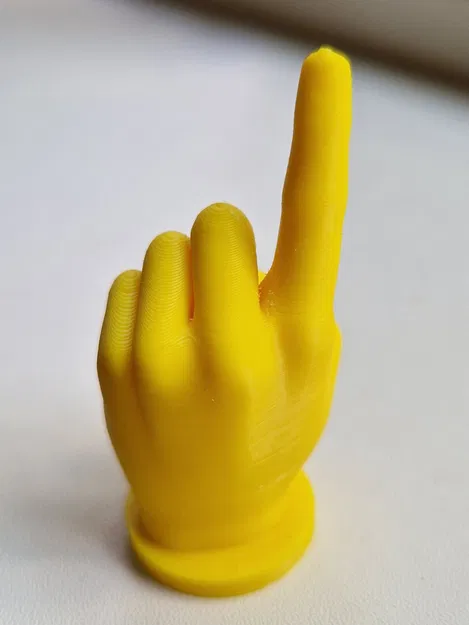 Bộ tay với các ngón tay giơ lên và chào Vulcan - Image 3