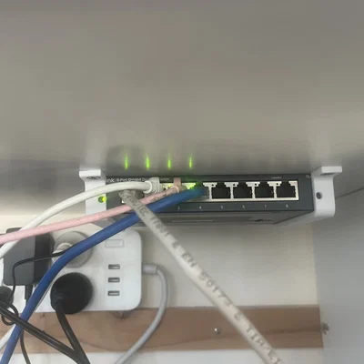 Công tắc mạng TP-Link 8 cổng TL-SG102 gắn tường