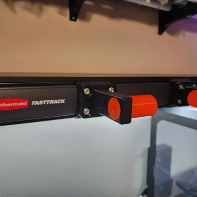 Giá treo và phụ kiện Rubbermaid Fasttrack