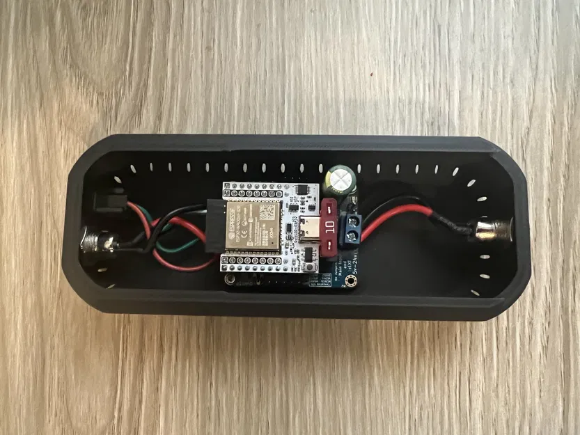 Vỏ hộp QuinLED Dig Uno V3.1 cho WLED Strip - Image 3