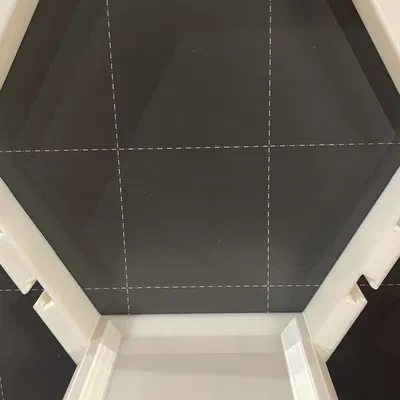 Giá đỡ Funko với sàn trũng