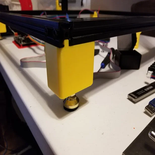 Chân điều chỉnh cho máy in CR-10 S5 - Image 1