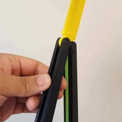 Kẹp tóc Balisong hình con bướm huấn luyện