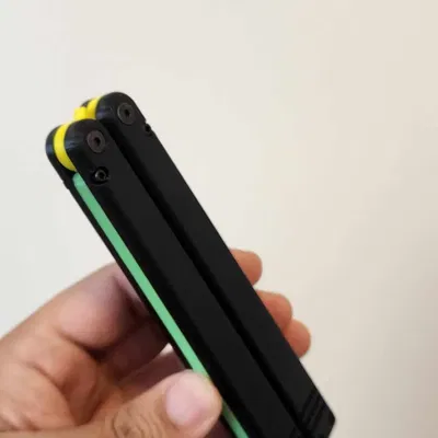 Kẹp tóc Balisong hình con bướm huấn luyện