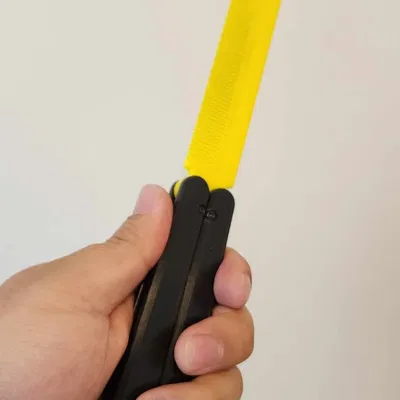 Kẹp tóc Balisong hình con bướm huấn luyện