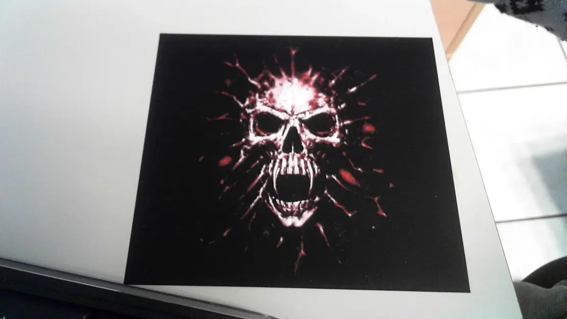 Hộp sọ Hueforge với thiết kế chi tiết và sắc nét - Image 1