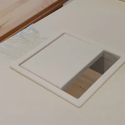 Nắp chui dây bàn với thiết kế thông minh và dễ dàng lắp đặt