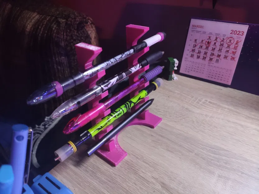 Giá đỡ bút đơn giản không cần chân đế - Image 1