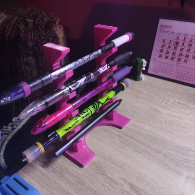 Giá đỡ bút đơn giản không cần chân đế