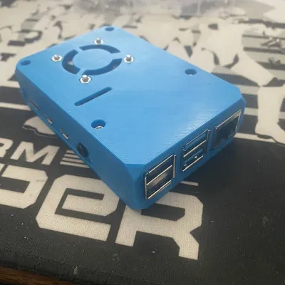 Vỏ Raspberry Pi 4 đơn giản và tiện dụng