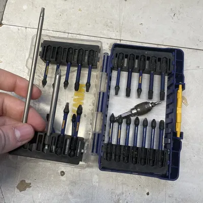 Giá đỡ bit Irwin cho tường cửa hàng