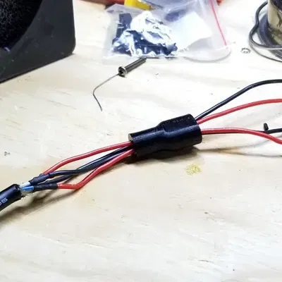 Cáp tai nghe cân bằng với bộ chia giữa cho cáp Canare