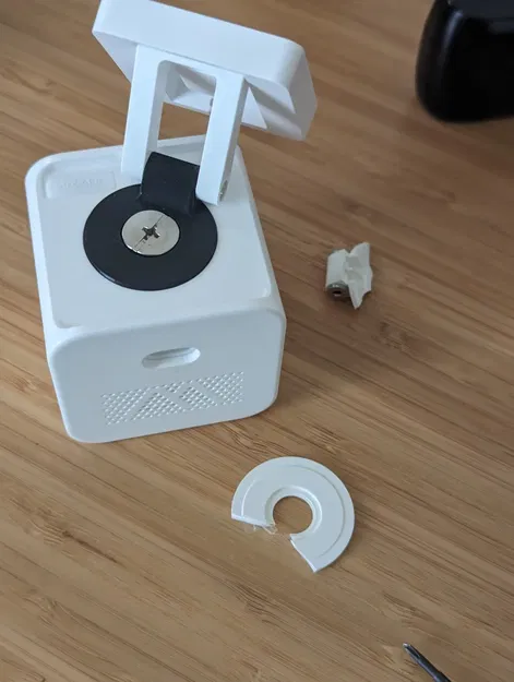 Đế xoay thay thế cho camera Wyze Cam V3 Pro - Image 1