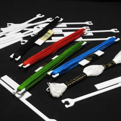 Cuộn chỉ thêu thay thế cho cuộn chỉ DMC