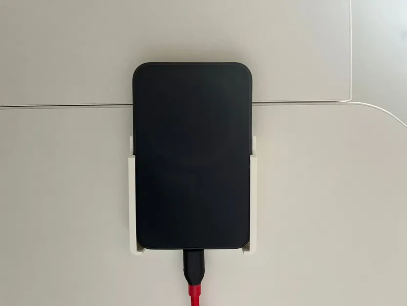 Giá đỡ và sạc điện thoại Anker MagGo tiện lợi - Image 1