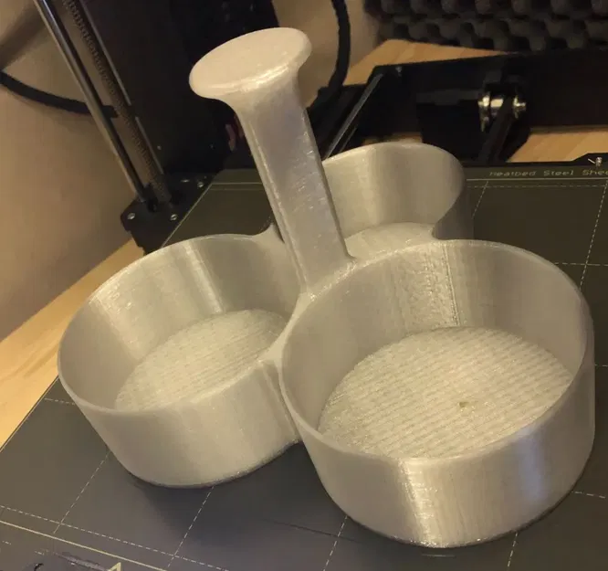 Giỏ mứt cho ba lọ nhỏ gọn và tiện lợi - Image 1