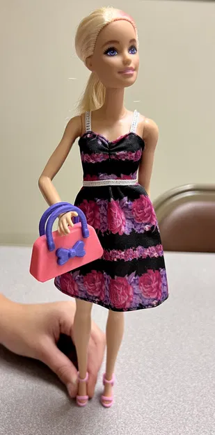 Túi xách cho búp bê Barbie của con gái tôi - Image 2