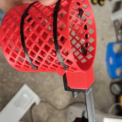 Giá đỡ cốc cho tàu Sea Doo Switch thiết kế bởi Crusibal