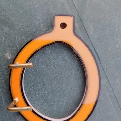 Móc khóa hình kính mắt thời trang