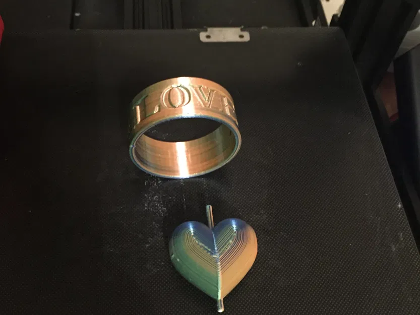 Trái tim xoay lấp lánh cho mùa xuân và lễ Phục sinh - Image 2