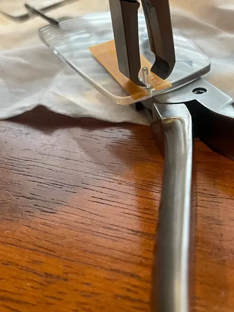 Công cụ điều chỉnh ống kính kính không viền - Image 3