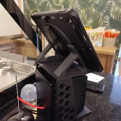 Giá đỡ máy in hóa đơn cho máy tính bảng trong nhà hàng