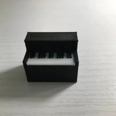 Đàn piano đứng đa sắc màu