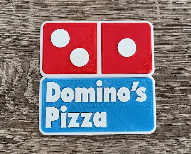 Biểu tượng Pizza Domino năm 1996 với thiết kế 3D - Image 3