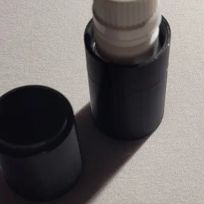 Hộp đựng nhỏ giọt mắt chống ánh sáng mặt trời