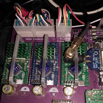 Giá đỡ cố định tản nhiệt cho bộ điều khiển xESC