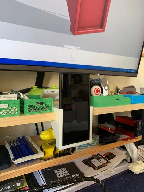 Giá đỡ điện thoại Samsung Galaxy S22 Ultra trượt trên kệ - Image 2