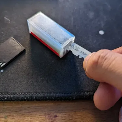 Thùng chứa lưỡi dao cạo DE đã sử dụng