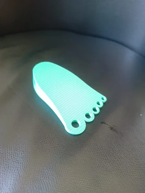 Giá đỡ cửa hình chân tiện lợi cho gia đình - Image 1