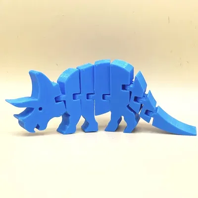 Triceratops linh hoạt với tùy chọn không có mắt